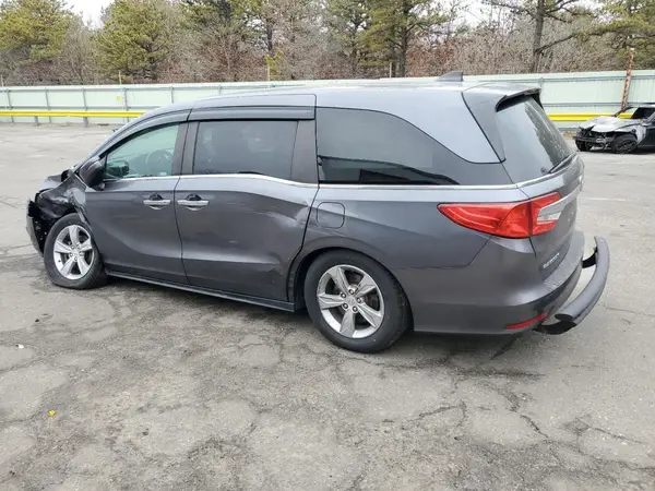 5FNRL6H70JB073200 2018 HONDA ODYSSEY - Image 2