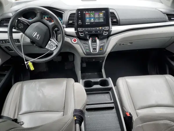 5FNRL6H70JB073200 2018 HONDA ODYSSEY - Image 8