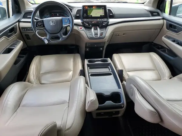 5FNRL6H70JB083399 2018 HONDA ODYSSEY - Image 8