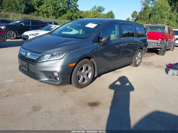 5FNRL6H70JB087680 2018 HONDA ODYSSEY - Image 2