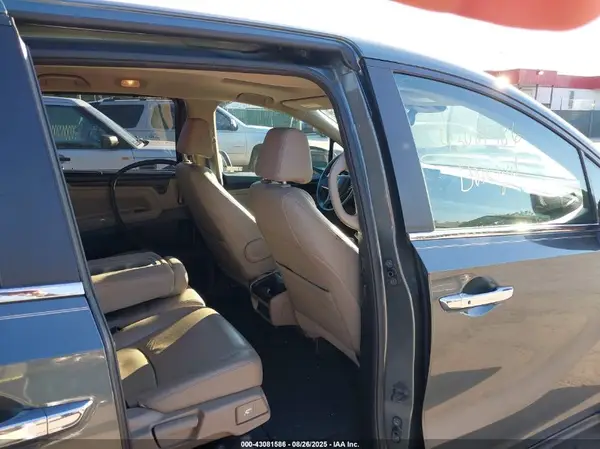 5FNRL6H70JB087680 2018 HONDA ODYSSEY - Image 8