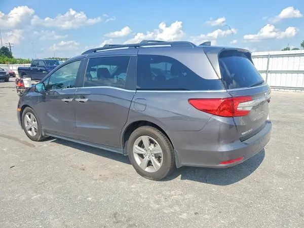 5FNRL6H70JB092524 2018 HONDA ODYSSEY - Image 2