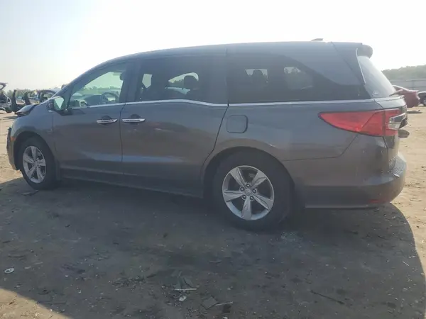 5FNRL6H70JB093950 2018 HONDA ODYSSEY - Image 2