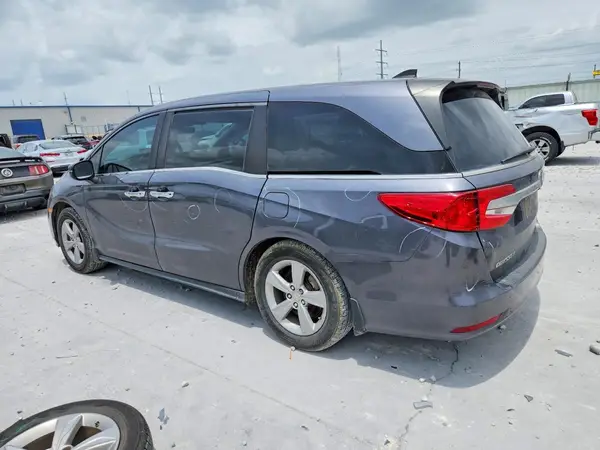 5FNRL6H70JB094029 2018 HONDA ODYSSEY - Image 2