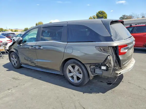 5FNRL6H70JB095343 2018 HONDA ODYSSEY - Image 2