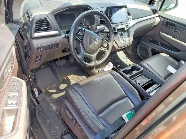 5FNRL6H70JB095343 2018 HONDA ODYSSEY - Image 8