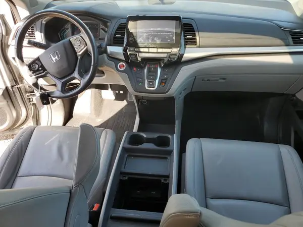 5FNRL6H70JB100802 2018 HONDA ODYSSEY - Image 8