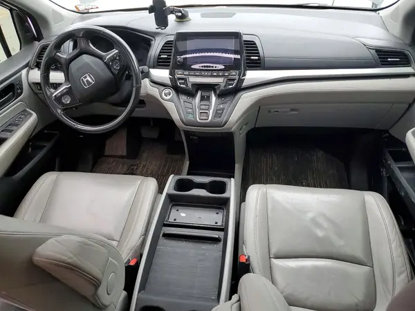5FNRL6H70JB105658 2018 HONDA ODYSSEY - Image 8