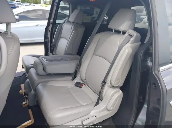 5FNRL6H70KB080679 2019 HONDA ODYSSEY - Image 8