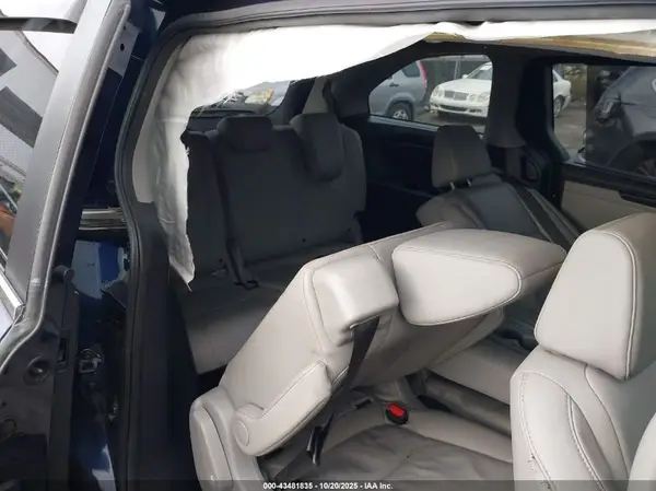 5FNRL6H70KB082710 2019 HONDA ODYSSEY - Image 8