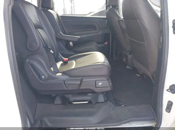 5FNRL6H70KB119013 2019 HONDA ODYSSEY - Image 8