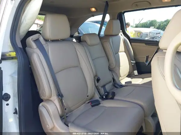 5FNRL6H70MB012952 2021 HONDA ODYSSEY - Image 8