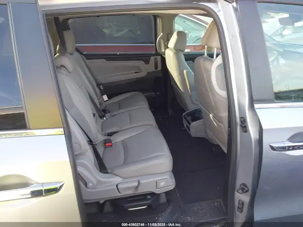 5FNRL6H70MB023353 2021 HONDA ODYSSEY - Image 8