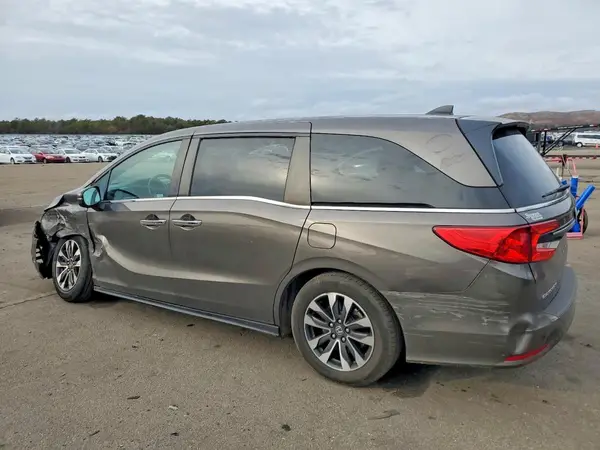 5FNRL6H70NB039585 2022 HONDA ODYSSEY - Image 2