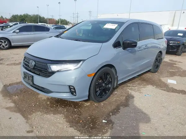 5FNRL6H70PB044708 2023 HONDA ODYSSEY - Image 2