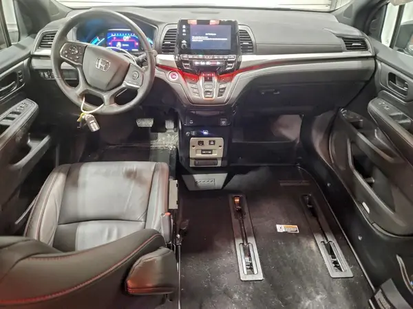 5FNRL6H70RB017236 2024 HONDA ODYSSEY - Image 8