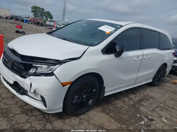 5FNRL6H70RB020315 2024 HONDA ODYSSEY - Image 2