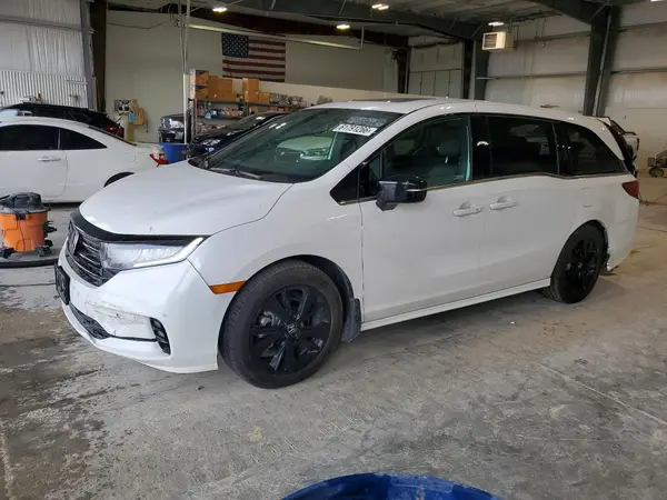 5FNRL6H70RB022727 2024 HONDA ODYSSEY - Image 1