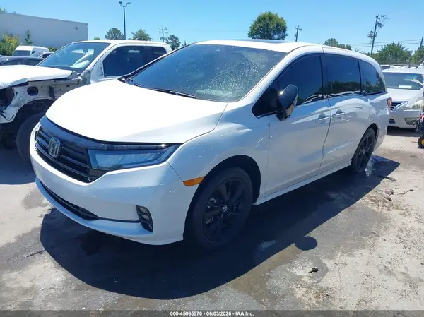 5FNRL6H70RB035008 2024 HONDA ODYSSEY - Image 2