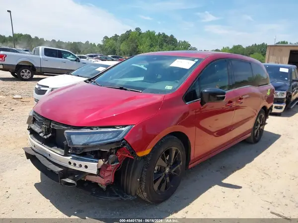 5FNRL6H70RB061950 2024 HONDA ODYSSEY - Image 2
