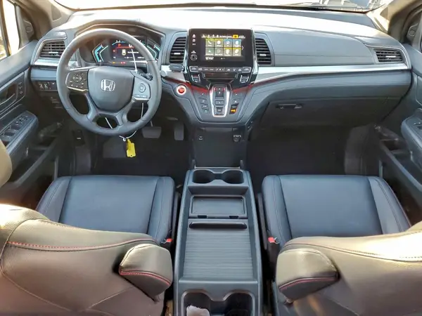 5FNRL6H70RB063939 2024 HONDA ODYSSEY - Image 8