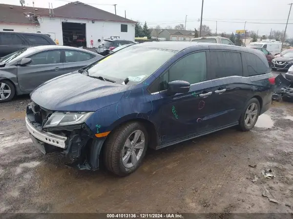 5FNRL6H71JB011126 2018 HONDA ODYSSEY - Image 2