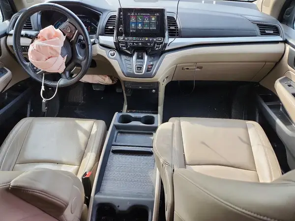 5FNRL6H71JB014415 2018 HONDA ODYSSEY - Image 8