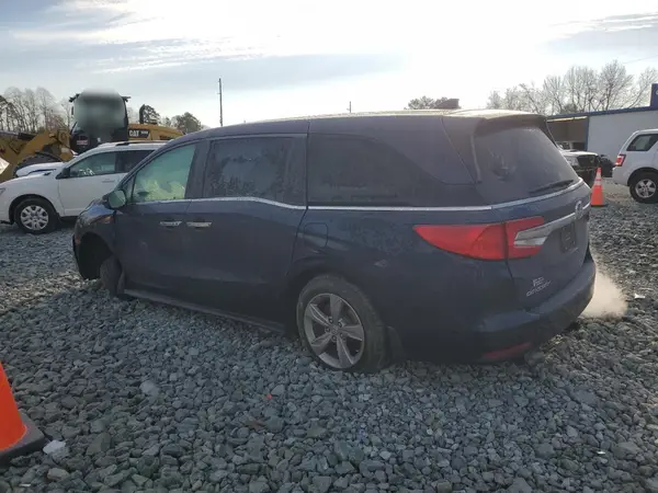 5FNRL6H71JB015886 2018 HONDA ODYSSEY - Image 2