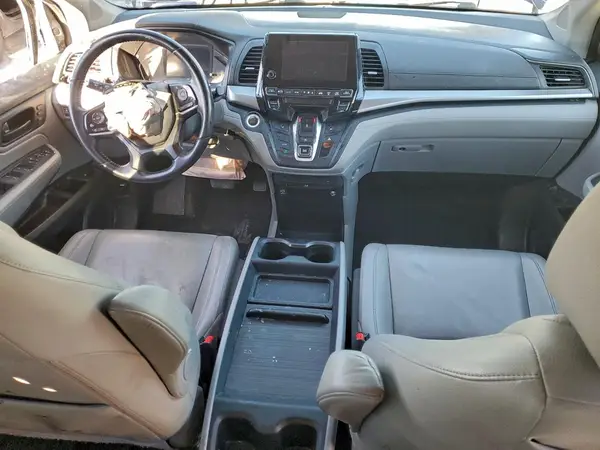 5FNRL6H71JB027648 2018 HONDA ODYSSEY - Image 8