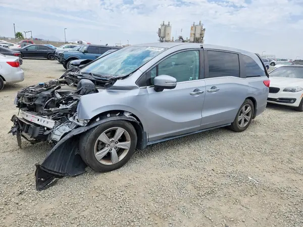 5FNRL6H71JB031750 2018 HONDA ODYSSEY - Image 1