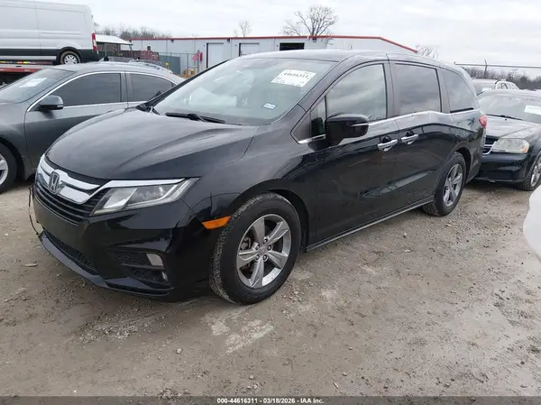 5FNRL6H71JB032218 2018 HONDA ODYSSEY - Image 2