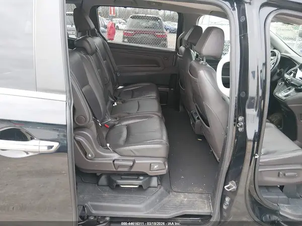 5FNRL6H71JB032218 2018 HONDA ODYSSEY - Image 8