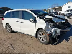 5FNRL6H71JB032817 2018 HONDA ODYSSEY