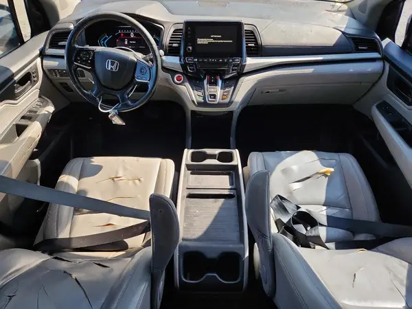 5FNRL6H71JB033630 2018 HONDA ODYSSEY - Image 8