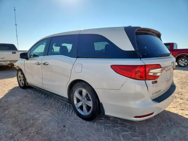 5FNRL6H71JB033756 2018 HONDA ODYSSEY - Image 2