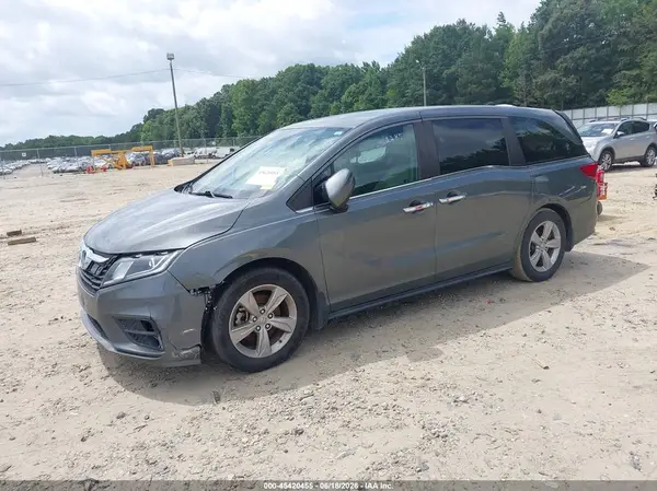 5FNRL6H71JB034387 2018 HONDA ODYSSEY - Image 2