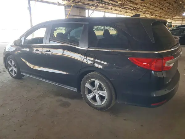 5FNRL6H71JB050718 2018 HONDA ODYSSEY - Image 2