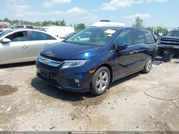 5FNRL6H71JB050847 2018 HONDA ODYSSEY - Image 2