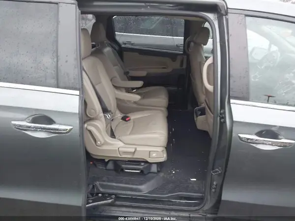 5FNRL6H71JB053201 2018 HONDA ODYSSEY - Image 8