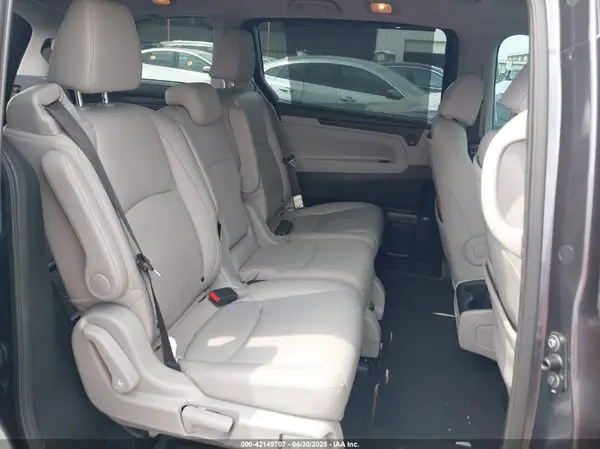 5FNRL6H71JB054641 2018 HONDA ODYSSEY - Image 8