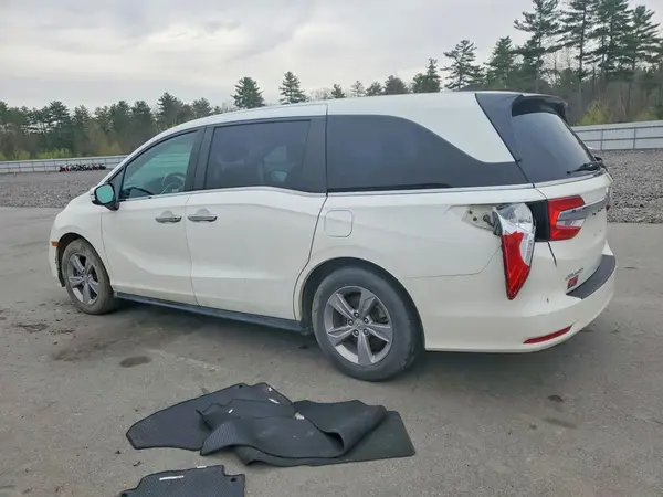 5FNRL6H71JB055921 2018 HONDA ODYSSEY - Image 2
