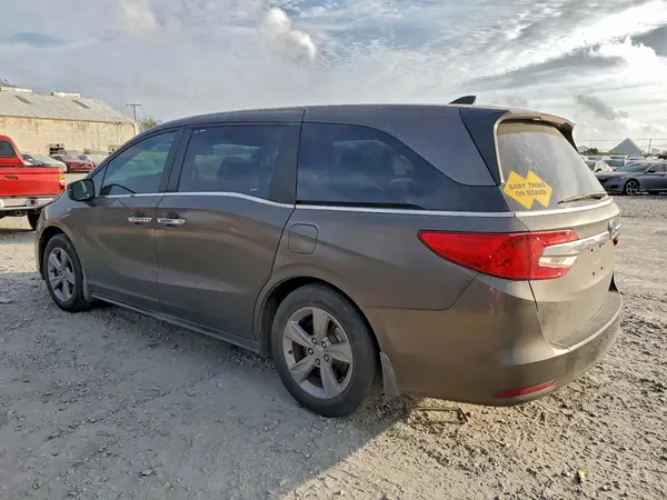 5FNRL6H71JB067342 2018 HONDA ODYSSEY - Image 2
