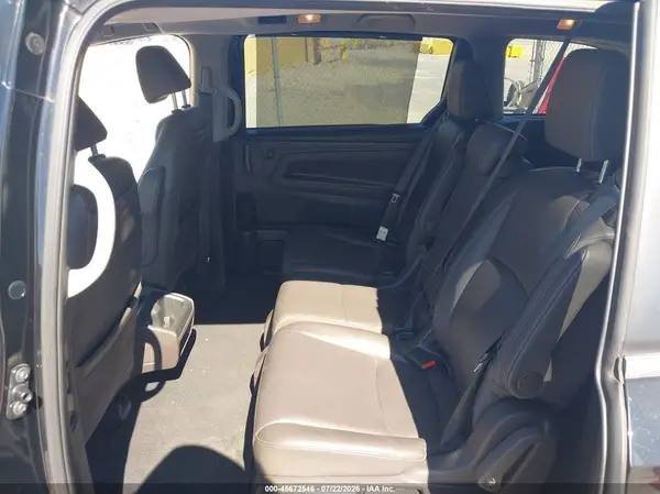 5FNRL6H71JB071312 2018 HONDA ODYSSEY - Image 8