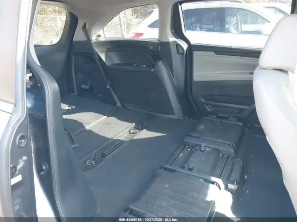 5FNRL6H71JB071648 2018 HONDA ODYSSEY - Image 8