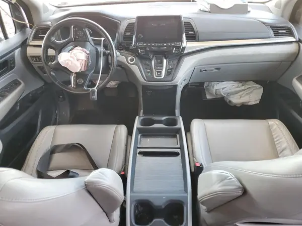 5FNRL6H71JB071696 2018 HONDA ODYSSEY - Image 8