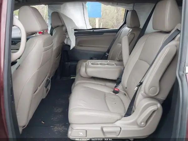 5FNRL6H71JB072363 2018 HONDA ODYSSEY - Image 8