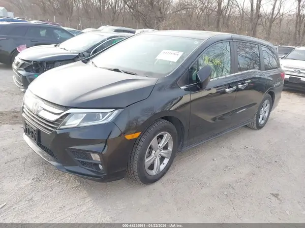 5FNRL6H71JB076364 2018 HONDA ODYSSEY - Image 2