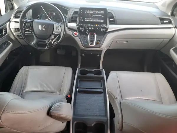 5FNRL6H71JB077482 2018 HONDA ODYSSEY - Image 8