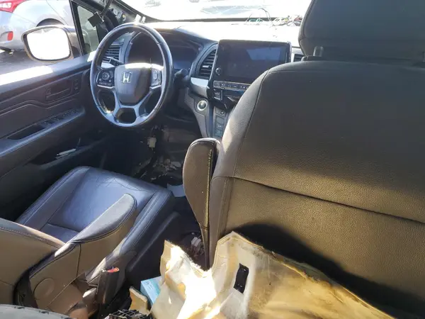 5FNRL6H71JB077949 2018 HONDA ODYSSEY - Image 8