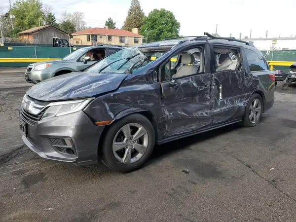 5FNRL6H71JB082701 2018 HONDA ODYSSEY - Image 1